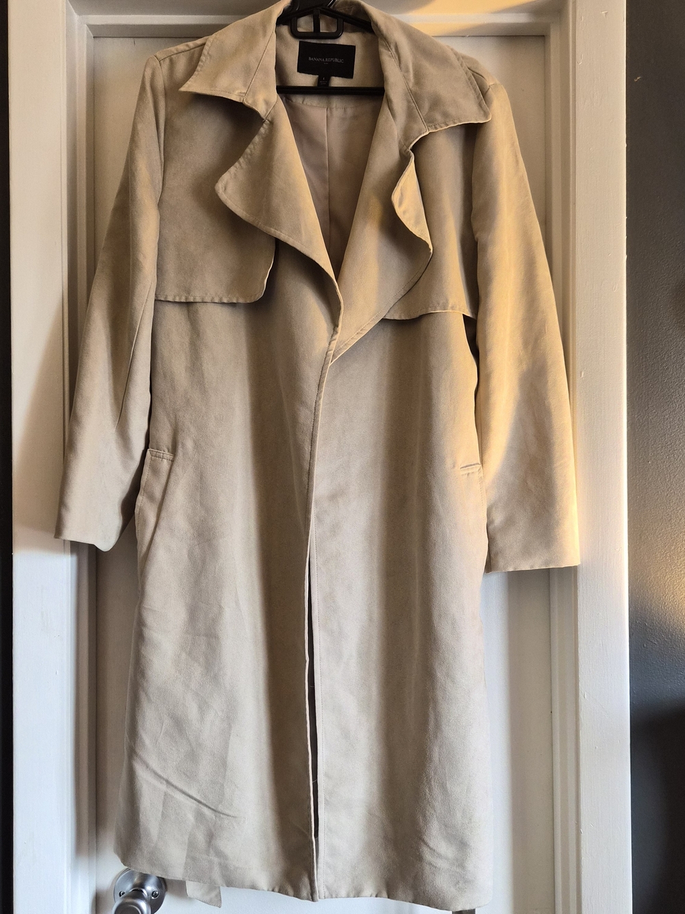 Banana Republic Light Cream Trench Coat